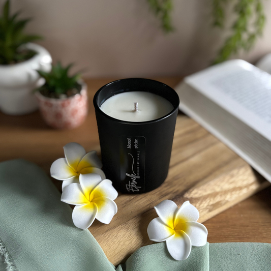 Bougie Monoï-pêche